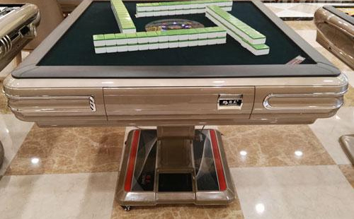 全自动新疆新疆麻将桌在家庭娱乐空间中的应用与选购指南